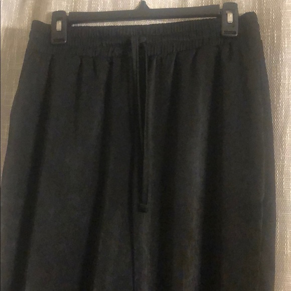 Anybody joggers women’s - Picture 2 of 2